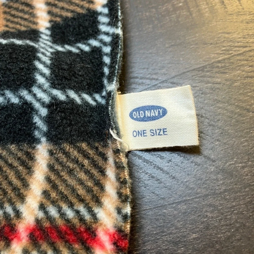Old Navy Plaid Fleece Scarf Cozy Warm Tan Black Red Blue Fringe One Size Womens
